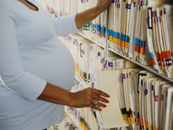 Imagen embarazada-periodo-prueba-indemnizacion